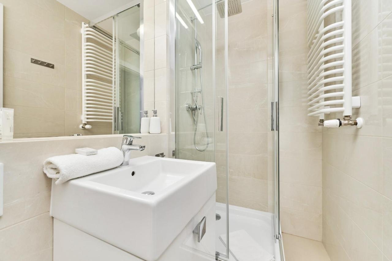 Modern Elegance Apartments Wroclaw With Ac By Noclegi Renters מראה חיצוני תמונה